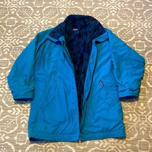 Patagonia Vintage fleece-lined winter coat with zippers and snaps size Large
